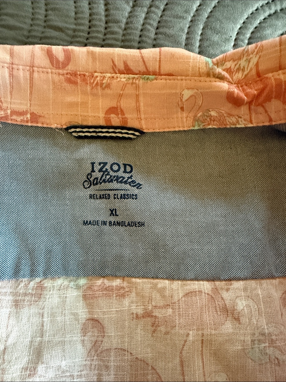Izod Men’s XL camp shirt.  Flamingo print - Picture 2 of 2